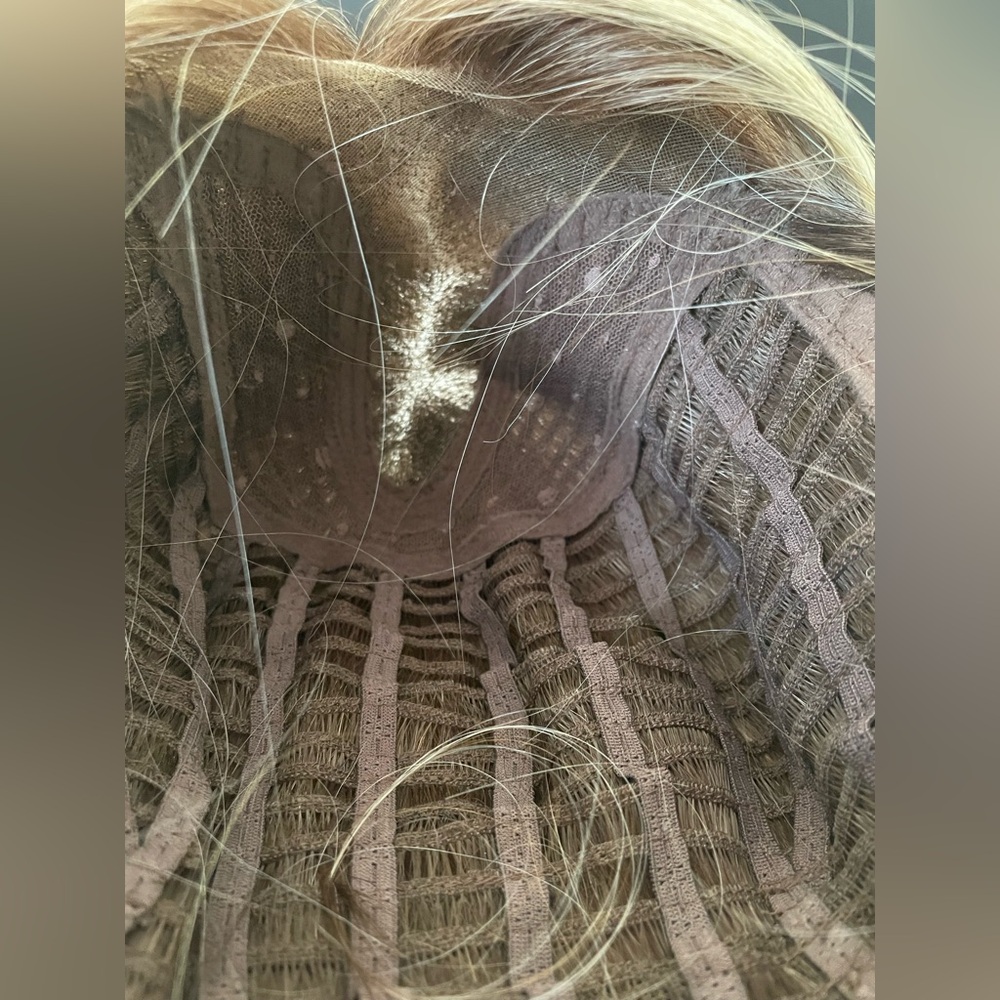 Belle Tress Anatolia HF ButterBeer Blonde Wig - Picture 6 of 16